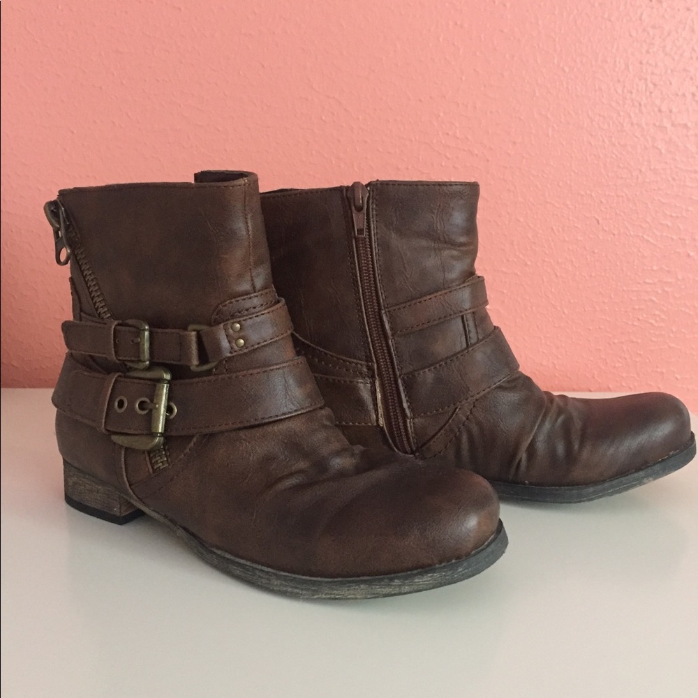 Brown Carlos ankle boots